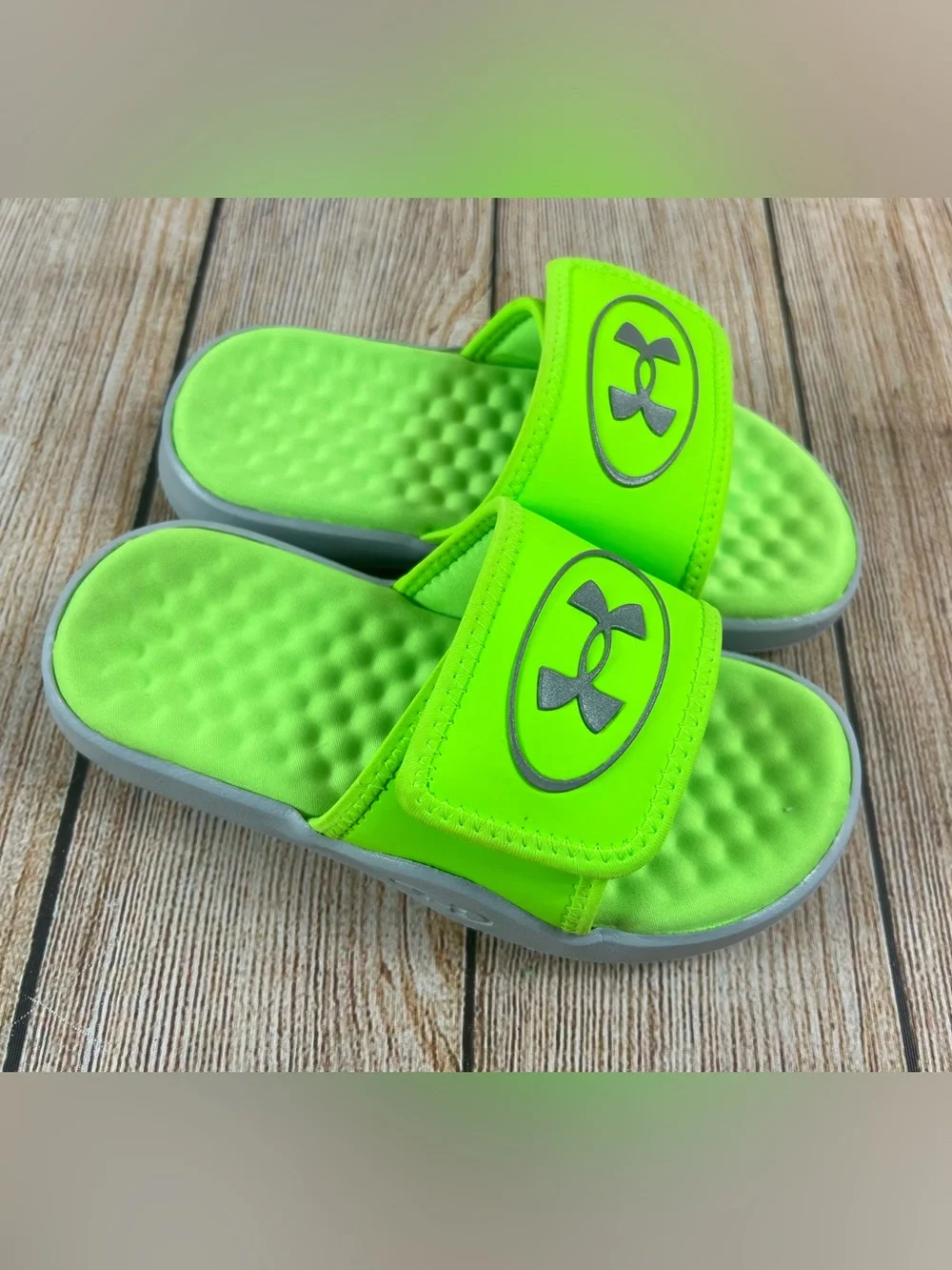 Under Armour Kids Boys Ignite Pro 8 Slides Sandals Neon Green Size 1Y